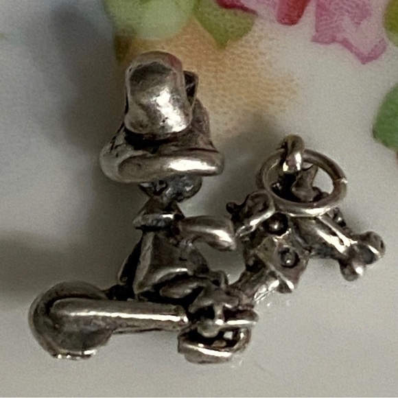 Very Rare! VTG Sterling Articulated Boy on Stickhorse Charm - Picture 2 of 4